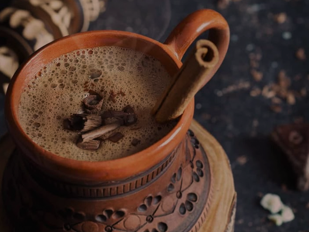 Imagem ilustrativa história do cacau - chocolate quente